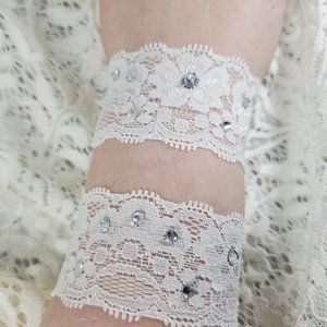 White lace stretchy bracelet wrist tattoo coverup